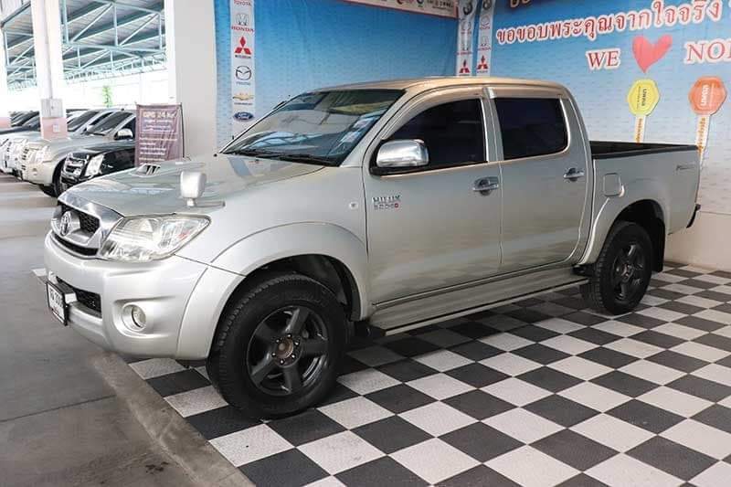 TOYOTA HILUX VIGO 